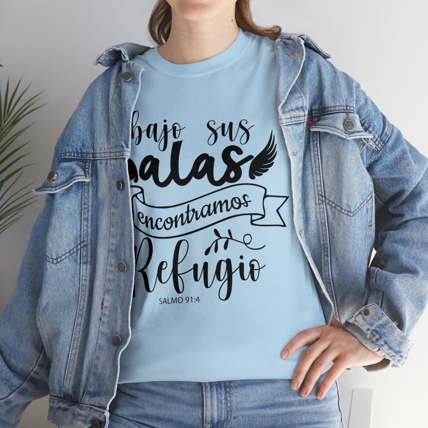 Camiseta Cristiana - Bajo sus alas encontramos refugio