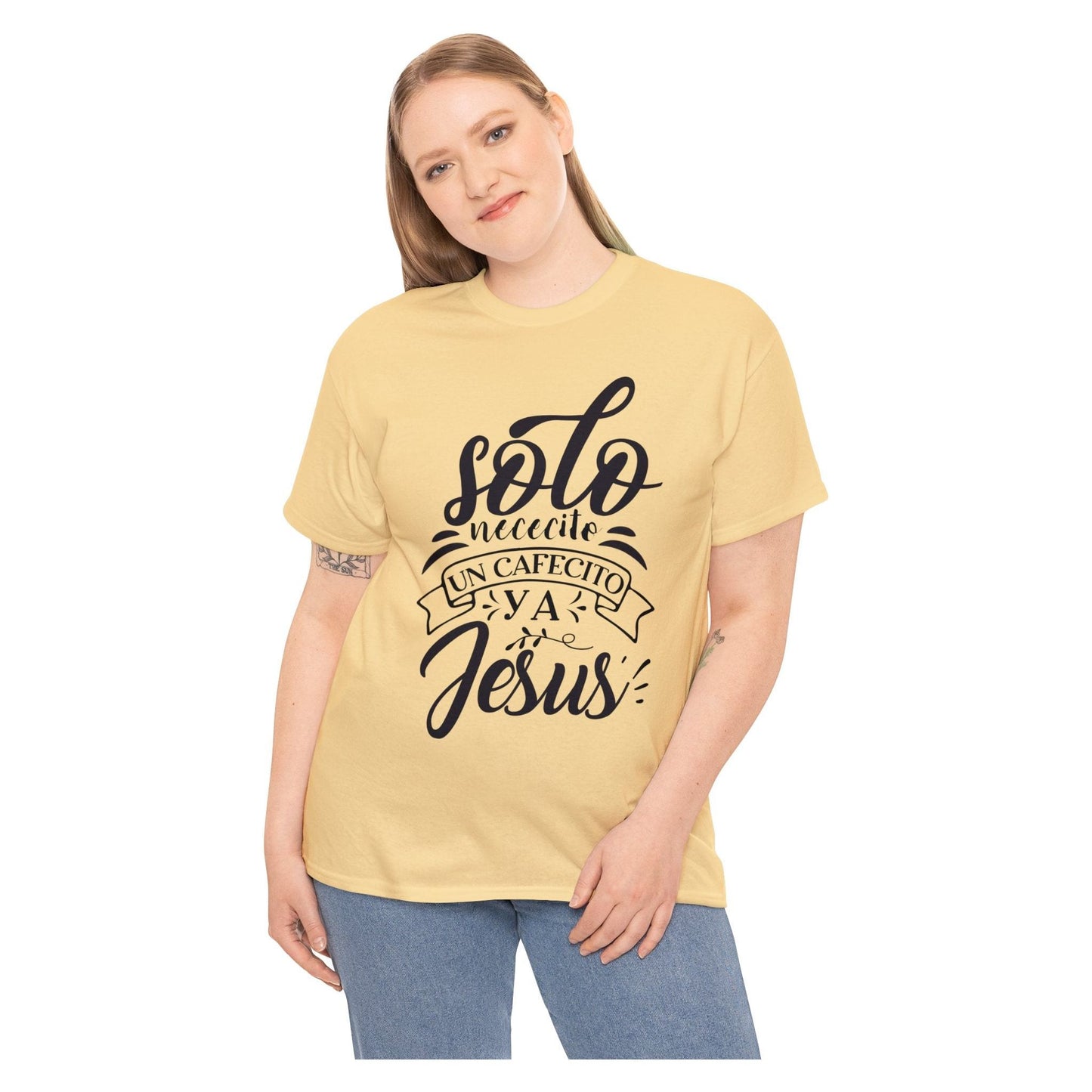 Camiseta Cristiana - Solo necesito un cafecito y a Jesus